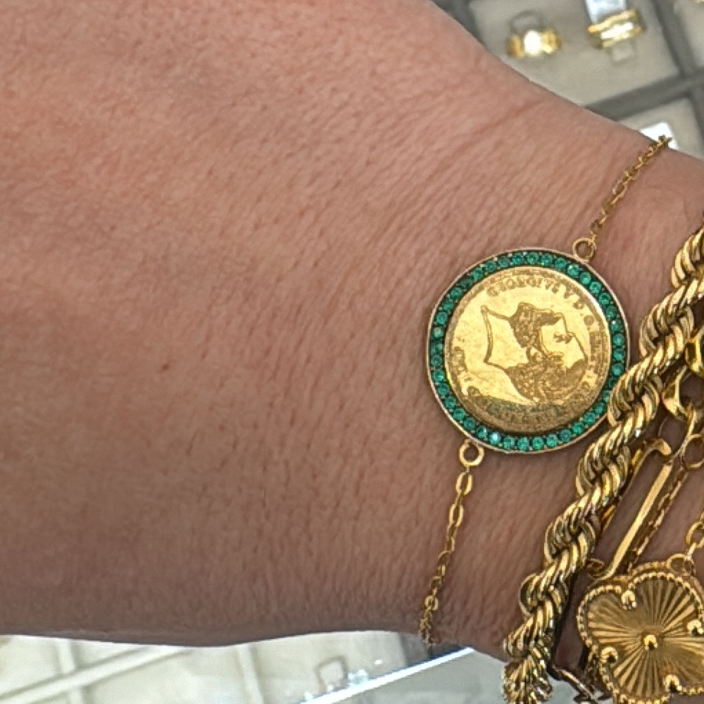Elegant Gold and Green Bracelet 21k (pure gold)